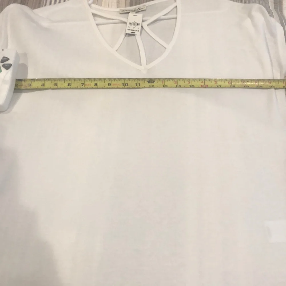 Express TShirt - Picture 6 of 6